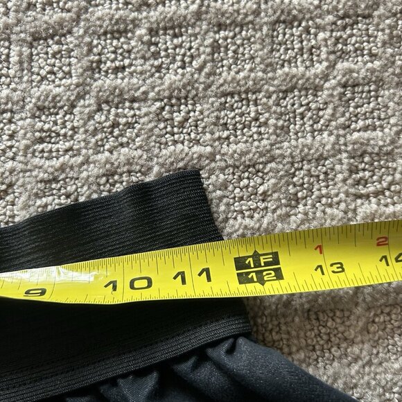 Miley Cyrus Max Azria Black Elastic Waist Flare Skirt Womens Medium M Y2K Retro - Picture 2 of 5